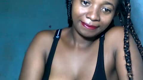 malinah01 online show from December 19, 4:24 pm