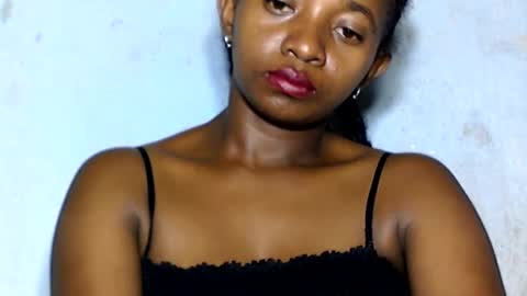 malinah01 online show from December 26, 6:54 pm