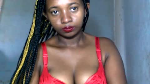malinah01 online show from January 4, 4:23 am