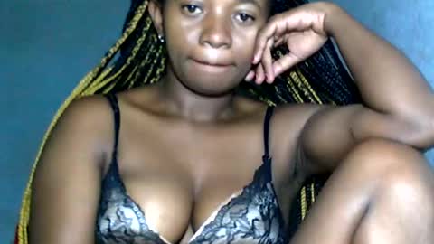 malinah01 online show from January 11, 12:22 am