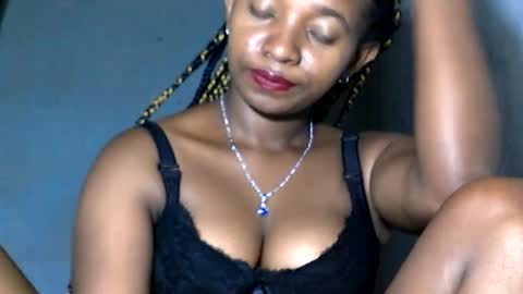 malinah01 online show from January 24, 5:32 pm