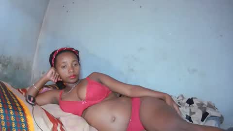 malinah01 online show from September 16, 9:32 am