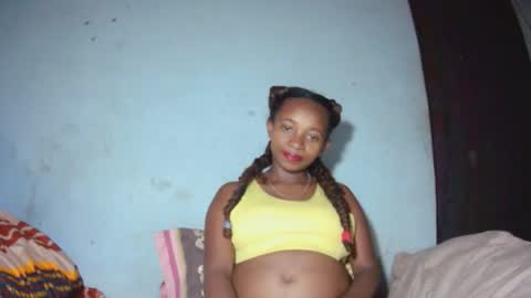 malinah01 online show from September 18, 6:43 pm