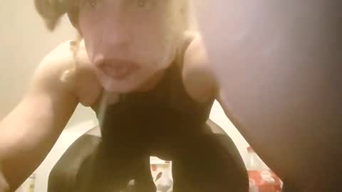 malinowy85 online show from March 10, 11:43 pm