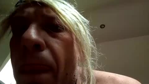 malinowy85 online show from May 7, 11:15 am