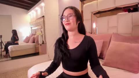 Snapshot of malka_angels chatting on October 1, 12:55 pm Malka Angels online show from October 1, 12:55 pm