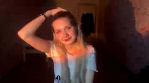 Amelia online show from September 10, 3:23 pm