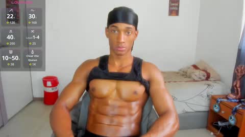 malkongarcia online show from October 1, 9:32 pm