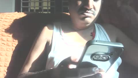 Snapshot of mallik63040 chatting on November 24, 2:33 am Sree0703 online show from November 24, 2:33 am