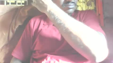 Snapshot of mallik63040 chatting on December 23, 2:20 am Sree0703 online show from December 23, 2:20 am