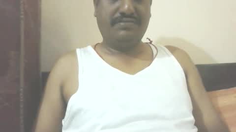 Snapshot of mallik63040 chatting on January 7, 2:58 am Sree0703 online show from January 7, 2:58 am