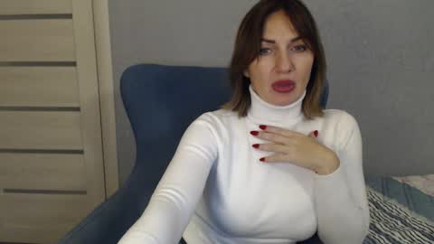 mallinia online show from December 2, 3:58 pm