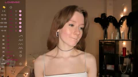 Snapshot of mallorygray chatting on March 28, 3:00 pm Lilit online show from March 28, 3:00 pm