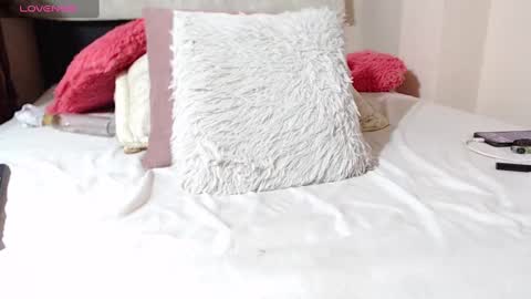 Snapshot of malory_golosa chatting on February 18, 6:26 am Malory online show from February 18, 6:26 am
