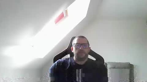 Snapshot of malou2927 chatting on October 11, 9:19 am breton online show from October 11, 9:19 am