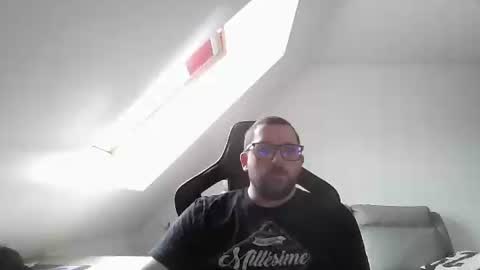 Snapshot of malou2927 chatting on January 18, 12:31 pm breton online show from January 18, 12:31 pm