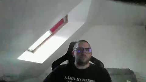 Snapshot of malou2927 chatting on February 8, 5:16 pm breton online show from February 8, 5:16 pm