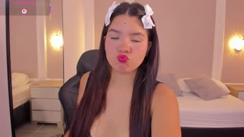 M A L U online show from October 17, 2:37 am