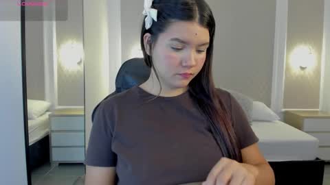 M A L U online show from October 19, 2:23 am