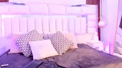 Snapshot of malustark chatting on February 20, 7:43 am MALU STARK online show from February 20, 7:43 am