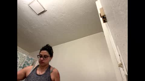 mamaboozey online show from March 3, 2:07 am