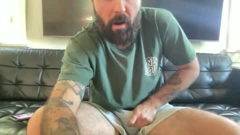 Snapshot of mamamylaramu chatting on May 21, 10:28 pm mamamylaramu online show from May 21, 10:28 pm
