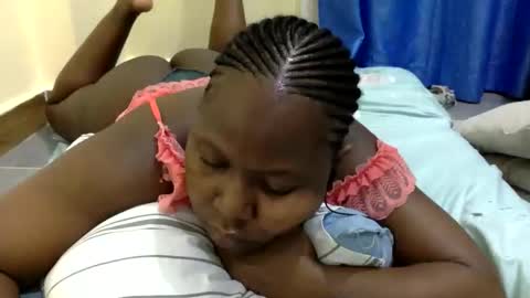 mamasita2023 online show from November 11, 8:20 pm