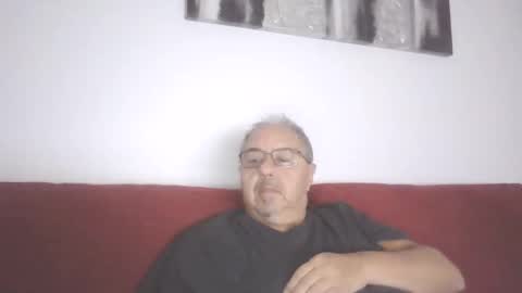 Snapshot of mambow99 chatting on February 9, 2:38 am OLDMANFREE online show from February 9, 2:38 am