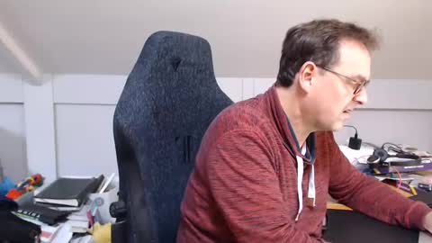 Snapshot of man2havefun chatting on December 3, 10:39 am man2havefun online show from December 3, 10:39 am