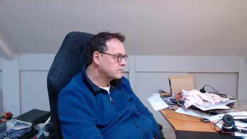 Snapshot of man2havefun chatting on January 14, 10:59 am man2havefun online show from January 14, 10:59 am