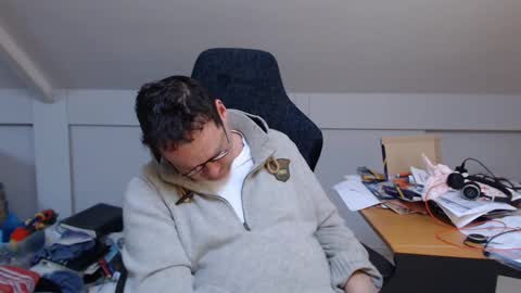 Snapshot of man2havefun chatting on January 15, 1:31 pm man2havefun online show from January 15, 1:31 pm