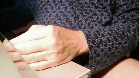 TS online show from November 3, 6:14 am