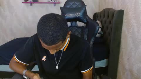 Snapshot of man_san11 chatting on October 13, 7:25 pm man_san11 online show from October 13, 7:25 pm