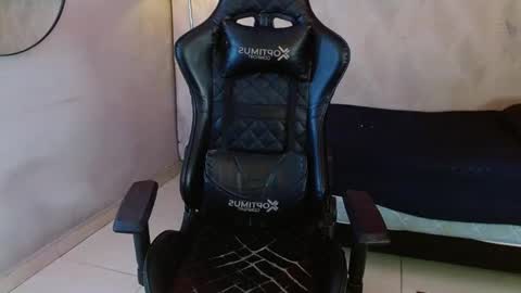 Snapshot of man_san11 chatting on October 15, 5:24 pm man_san11 online show from October 15, 5:24 pm