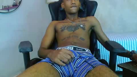 Snapshot of man_san11 chatting on October 24, 4:47 pm man_san11 online show from October 24, 4:47 pm