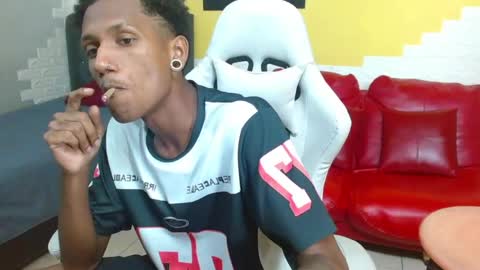 man_sant11 online show from May 17, 4:47 pm