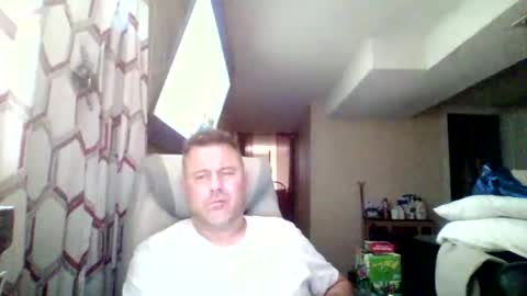 Snapshot of mancandy35 chatting on July 7, 3:27 pm mancandy35 online show from July 7, 3:27 pm