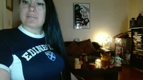 Snapshot of mandaloriangirlsfight chatting on February 25, 7:01 pm mandaloriangirlsfight online show from February 25, 7:01 pm