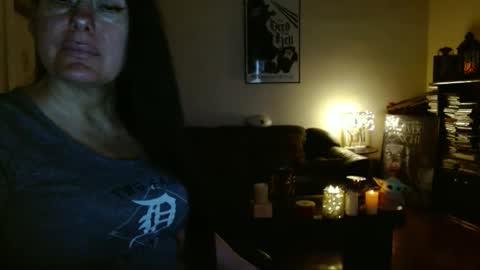 Snapshot of mandaloriangirlsfight chatting on March 9, 10:25 pm mandaloriangirlsfight online show from March 9, 10:25 pm