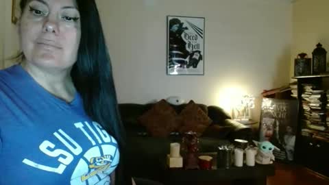 Snapshot of mandaloriangirlsfight chatting on March 31, 5:35 pm mandaloriangirlsfight online show from March 31, 5:35 pm