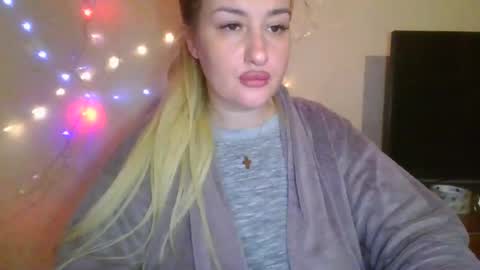 Mandy online show from October 5, 3:43 pm