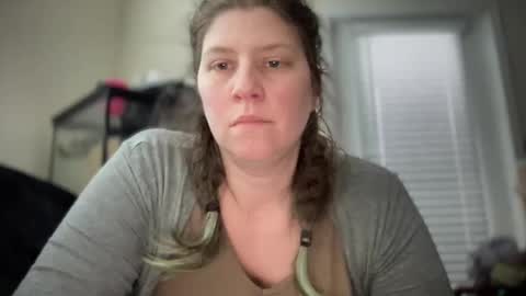 Snapshot of mandy_dancer18 chatting on January 2, 2:13 pm Mandy online show from January 2, 2:13 pm