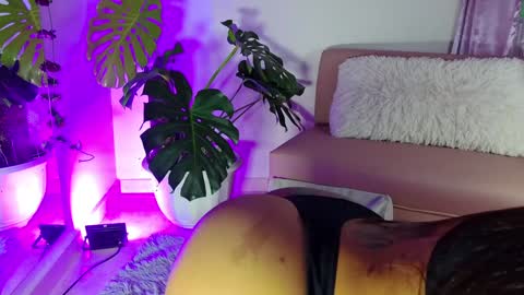 mandy_l33_ online show from December 24, 10:28 pm