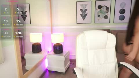 Snapshot of mandycollins_ chatting on March 18, 11:35 am Mandy Collins online show from March 18, 11:35 am