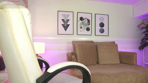 Snapshot of mandycollins_ chatting on March 27, 11:32 am Mandy Collins online show from March 27, 11:32 am