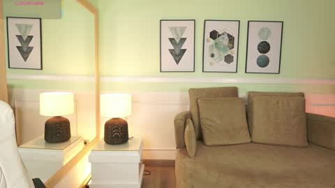 Snapshot of mandycollins_ chatting on March 31, 11:32 am Mandy Collins online show from March 31, 11:32 am