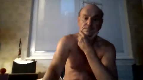 manes5858 online show from July 1, 8:52 pm