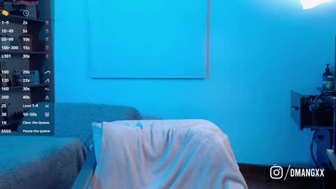 Danny online show from November 8, 2:23 am