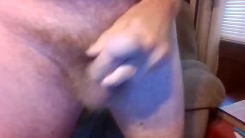 Snapshot of manhere1973 chatting on May 13, 10:27 pm Manhere1973 online show from May 13, 10:27 pm