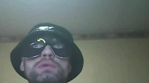 Snapshot of maniakruls chatting on February 3, 6:40 am maniakruls online show from February 3, 6:40 am